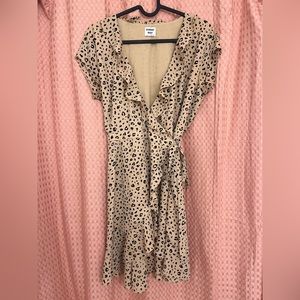 SUNDAY BEST from Aritzia cheetah wrap dress in size 0.excellent used condition.